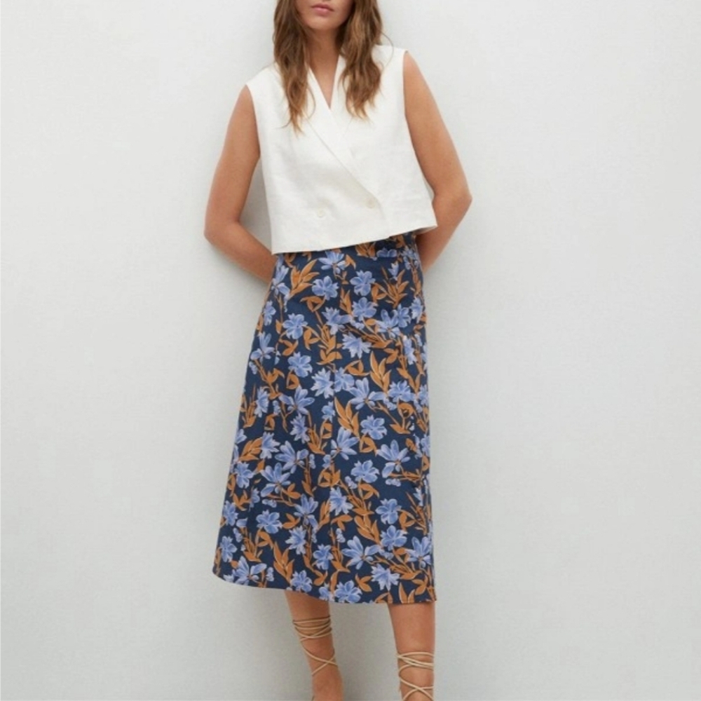 Mango MNG Midi Skirt Size Medium Blue Orange Floral Button Down Slit Boho Flowy